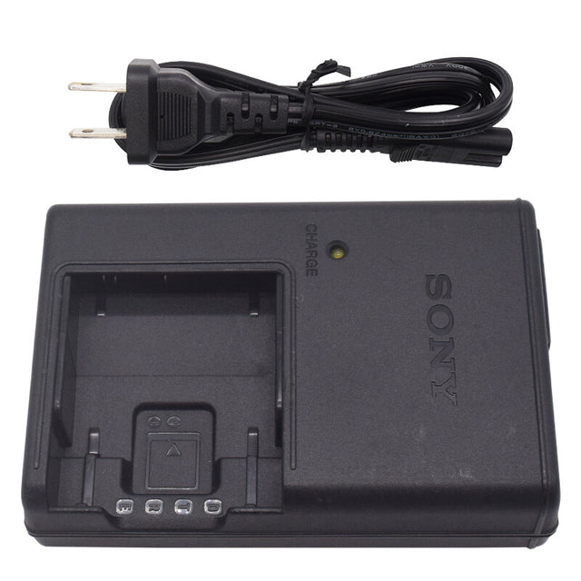 Sony BC-CSD acculader voor NP-BD1, NP-FD1, NP-FT1, NP-FR1 en NP-FE1, bovenkant met netsnoer