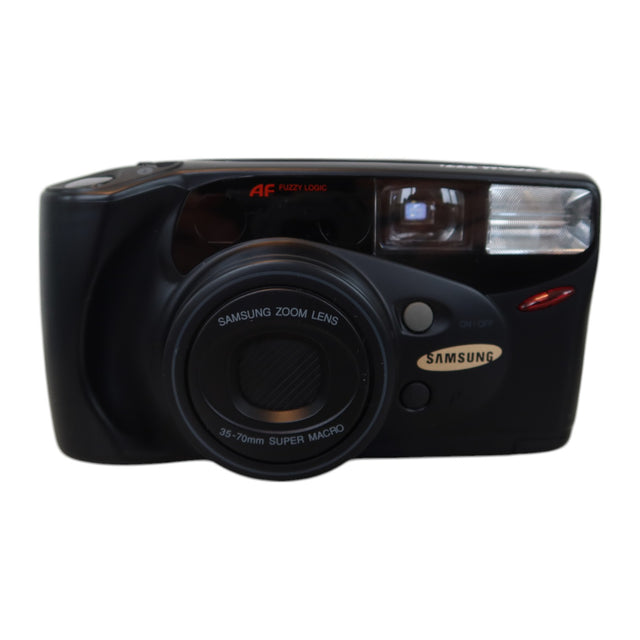 Samsung AF Zoom 777i 35mm point and shoot filmcamera, zwart, voorkant met 35-70 mm zoomlens en flitser, tweedehands