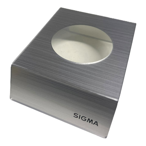 Sigma acryl displaystandaard voor lenzen met gat van 65mm, zilvergrijs, schuin van voren, tweedehands