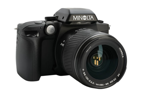 Sigma-Dynax 60 - 35mm Analoge Camera + AF 28‑100 mm f/3.5‑5.6 D Lens Tweedehands