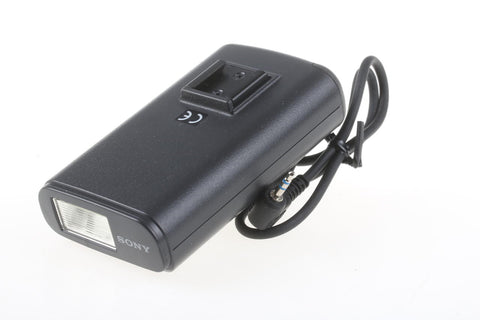 Sony HVL-F7 videoflitser voor Handycam, compacte zwarte flitser met flitsschoen en aansluitkabel