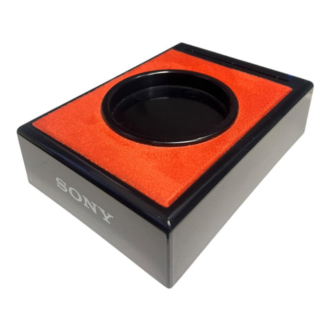Sony-Store Display Standaard voor Lenzen met 68mm Gat - Zwart Tweedehands