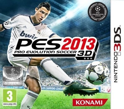 Nintendo 3DS Pro Evolution Soccer 2013 3D van Konami, doos voorkant met een voetballer die een bal trapt, tweedehands