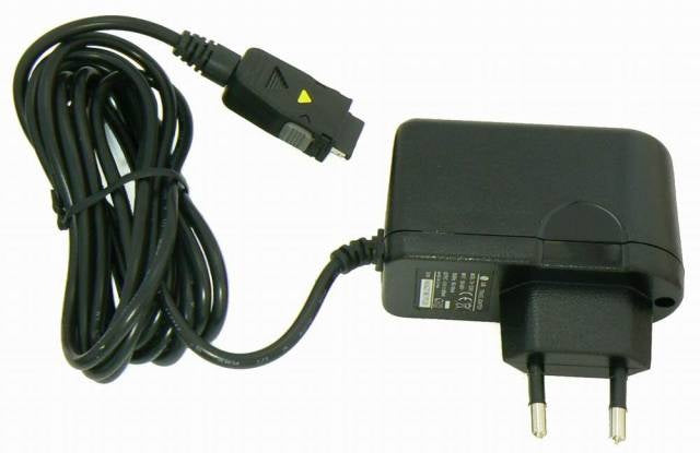LG-Oplader (TA-25GR3) Tweedehands